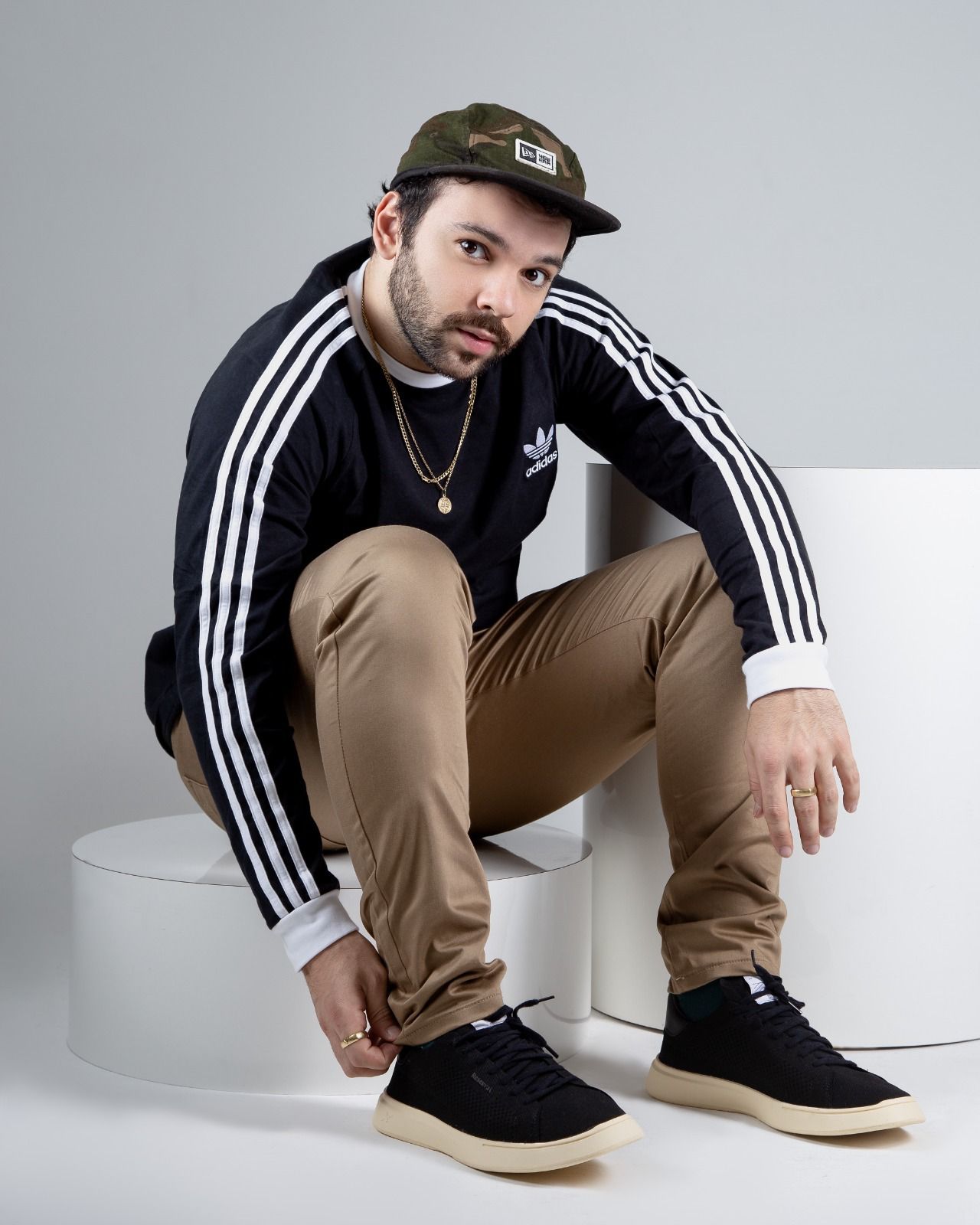 Raphael Ghanem se apresenta pela primeira vez no Espaço Unimed com o espetáculo “Se é que você me entende”