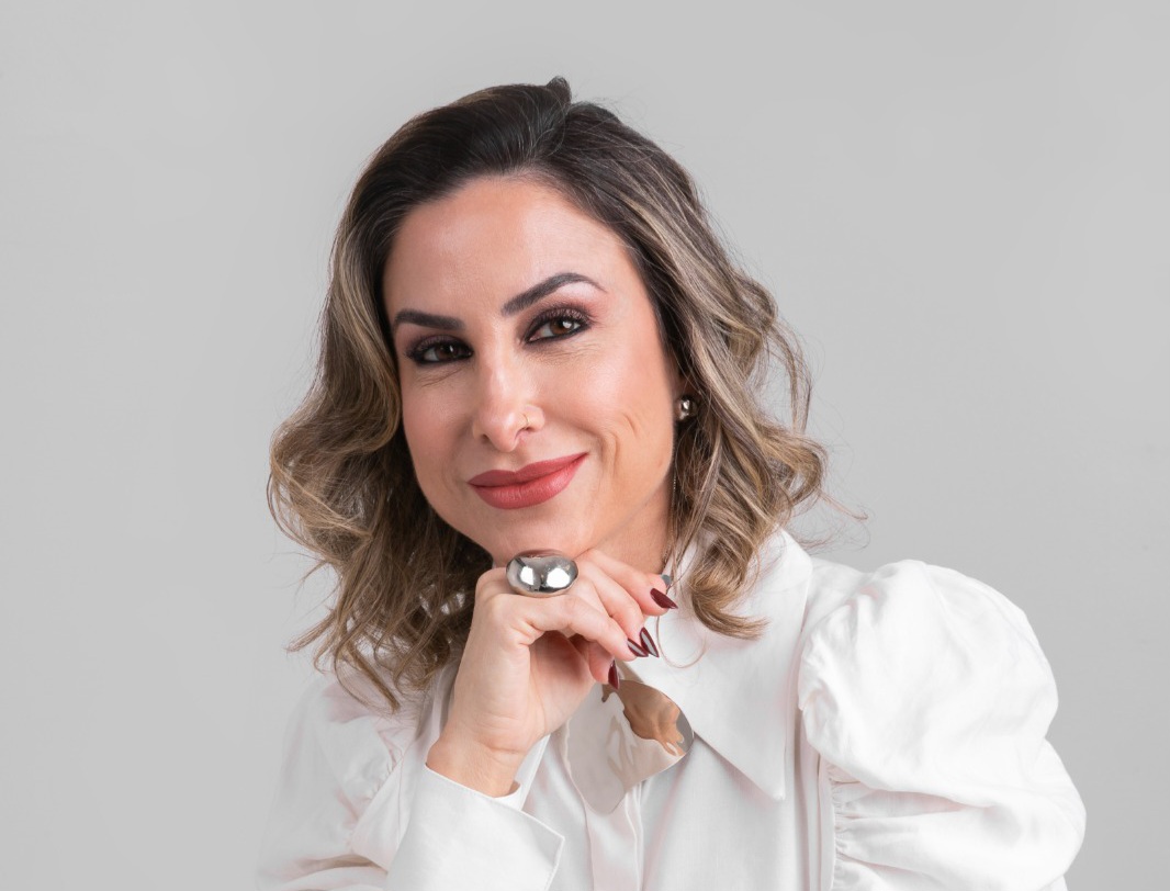 Sexo começa no olhar: a conexão é diária, não só no Dia dos Namorados