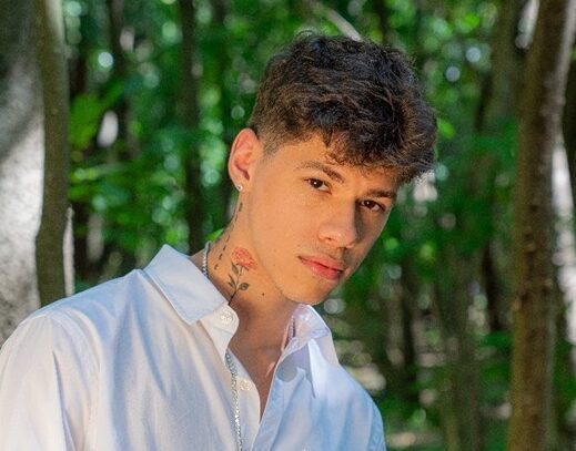 Potência, entrega e alma: Em menos de 3 meses, Dhalmas ultrapassa 100 mil streamings com seu EP “JAV”